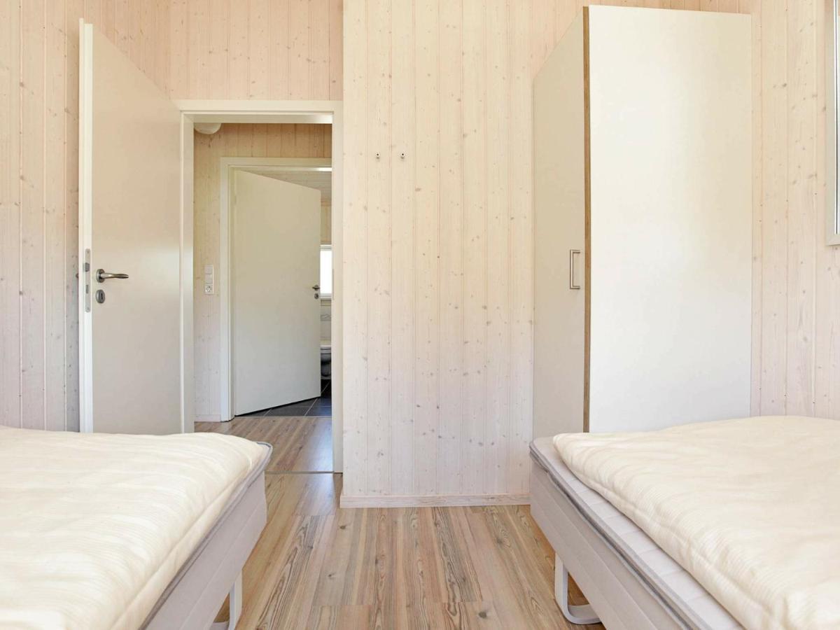 Four-Bedroom Holiday Home In Grossenbrode 1 Exterior foto